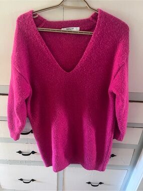 Smash + Tess Hot Pink V-Neck Cozy Knit Sweater